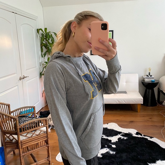 University of Michigan hoodie - Picture 2 of 2